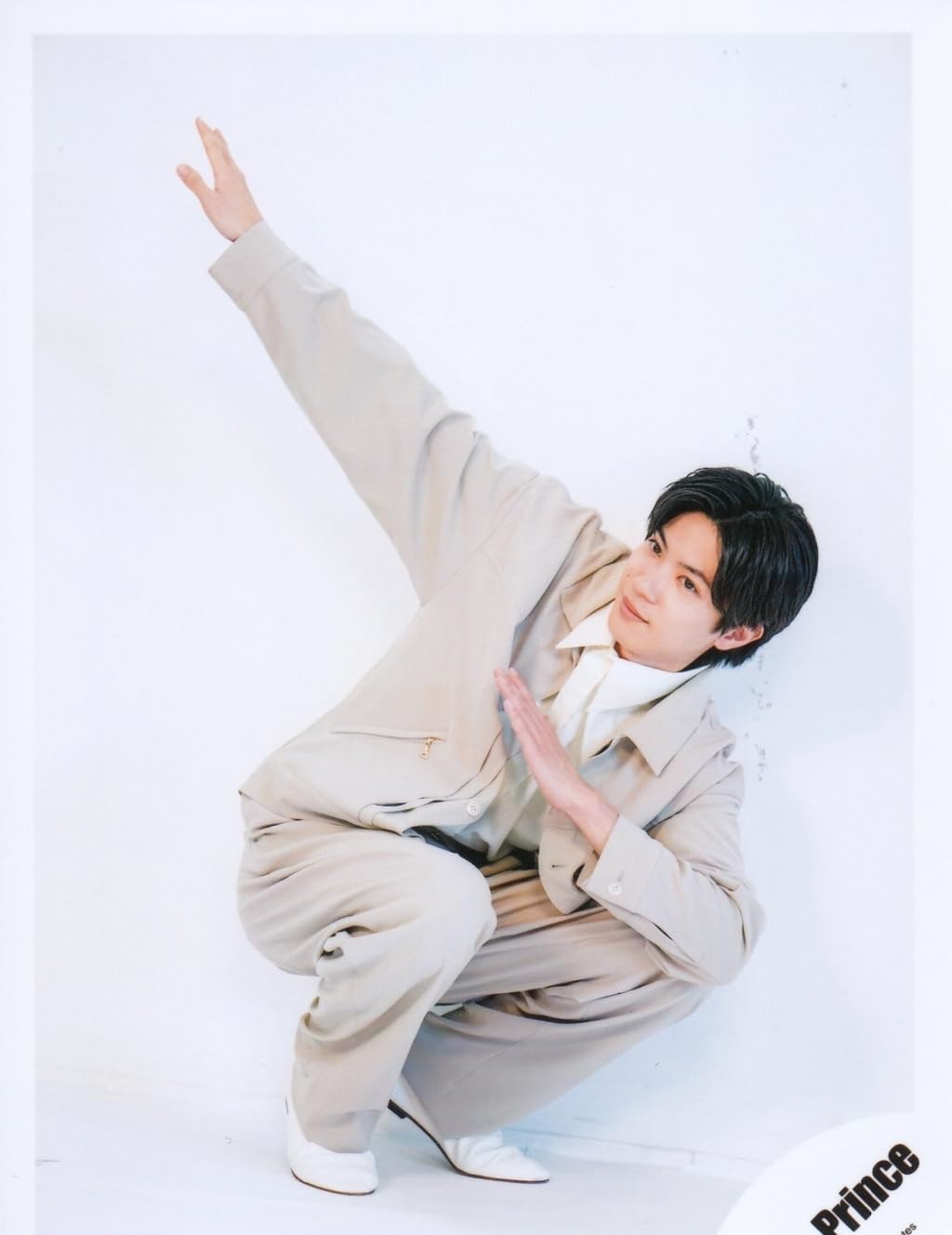 Amazon.co.jp: King & Prince Official Raw Photo (Yuta Jinguji